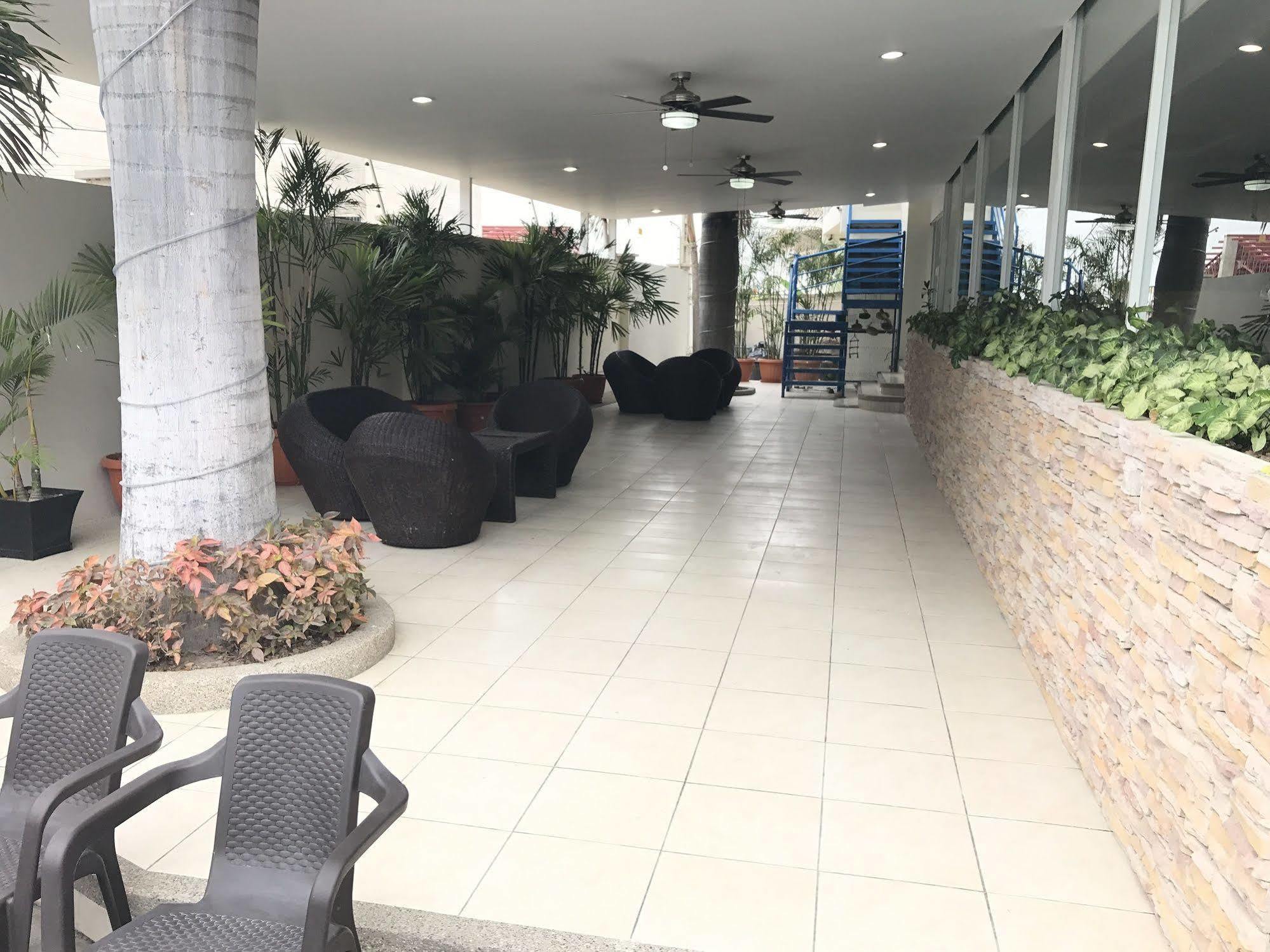 Hotel Mar Azul Manta Eksteriør billede